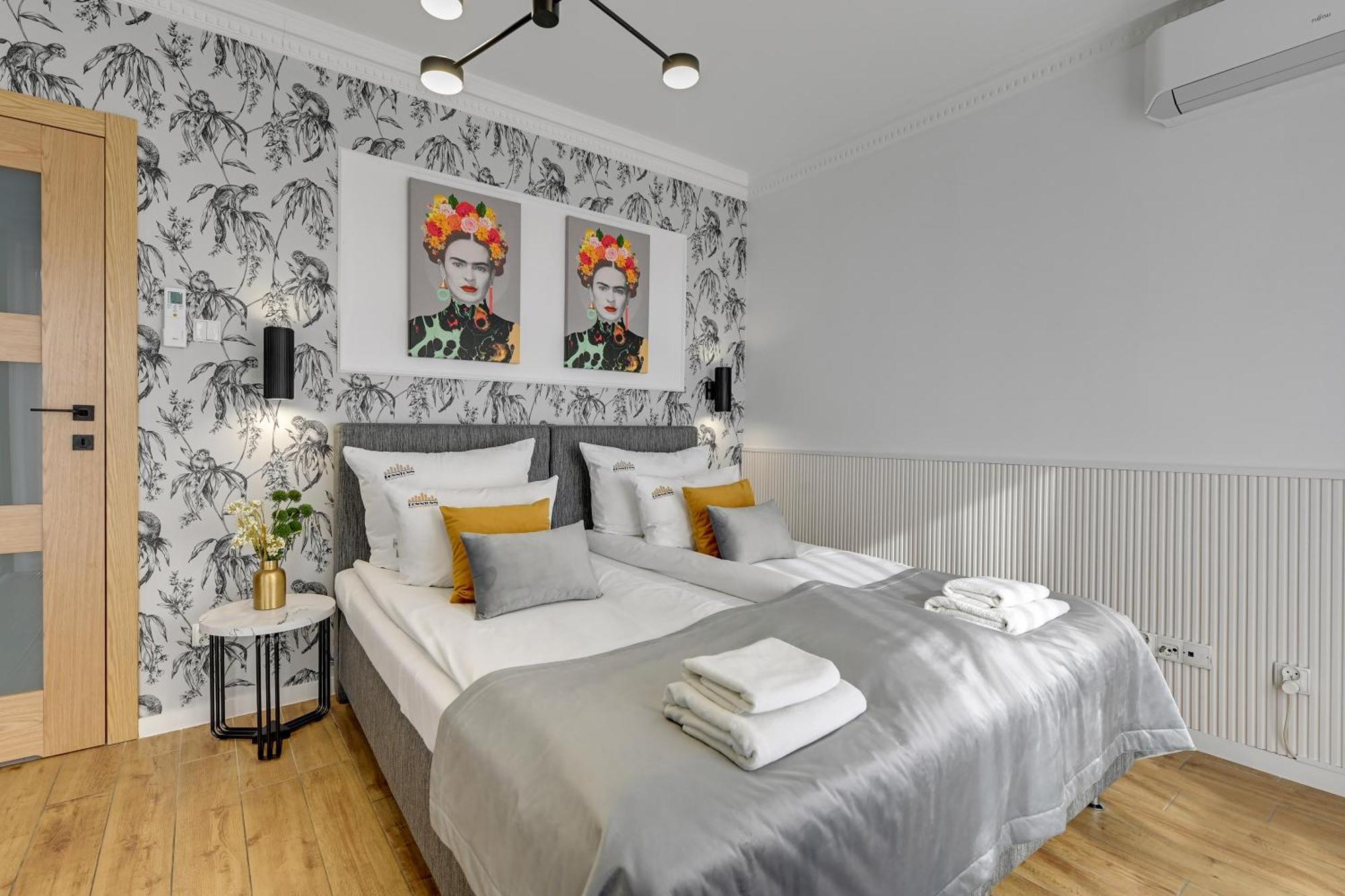 Aura - Riverside & Parking By Downtown Apartment Danzig